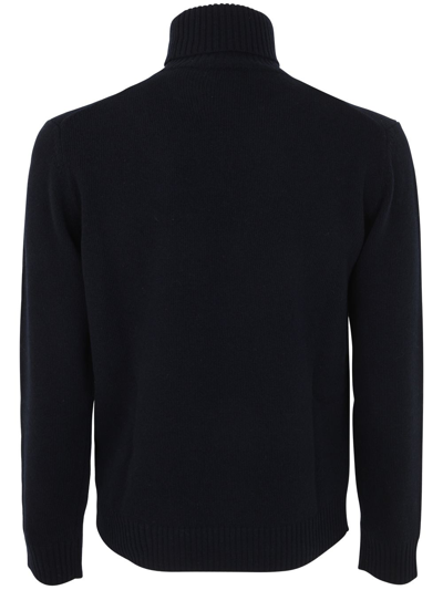 Nuur Turtle Neck Pullover