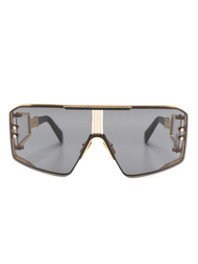 Shop Balmain Eyewear Le Masque Oversize-frame Sunglasses In Gld - Blk