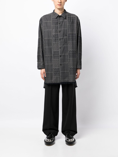 Shop Yohji Yamamoto Geometric-print Cotton Shirt In Grey