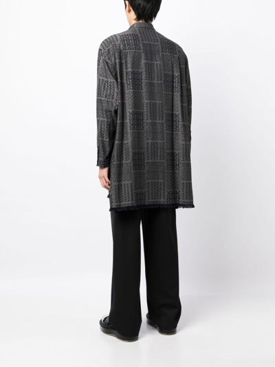 Shop Yohji Yamamoto Geometric-print Cotton Shirt In Grey