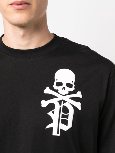 Shop Philipp Plein Ss Skull & Bones Round-neck T-shirt In Black