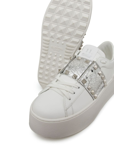 Valentino Rockstud Thick Sole And Low-cut Casual Shoes In Silver