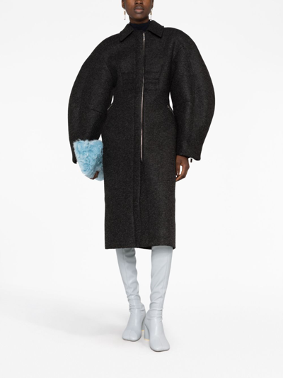 Jacquemus Le Manteau Ovalo Coat In Black