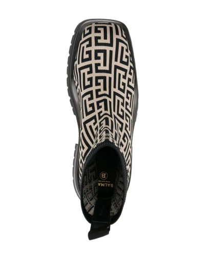 BALMAIN BLACK AND IVORY JACQUARD KNITTED ANKLE BOOT WITH MONOGRAM 