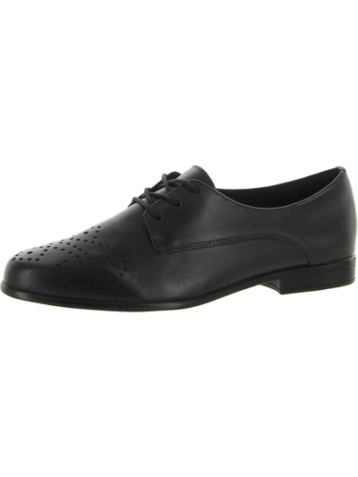 Shop Trotters Livvy Womens Leather Wingtip Oxfords In Black
