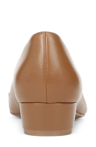 Naturalizer Lorna Womens Pointed Toe Loafers In English Tea Brown Leather