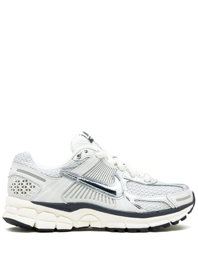 Nike Zoom Vomero 5 Sneakers In White