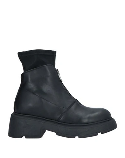 Shop Le Pepite Woman Ankle Boots Black Size 8 Calfskin