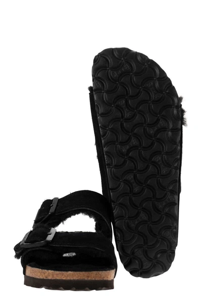 Birkenstock Arizona Shearling Slides With Large Buckle In Black