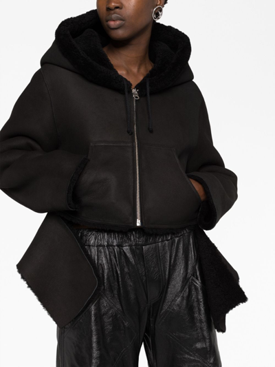 Shop Andreädamo Reversible Shearling Cropped Jacket In Black