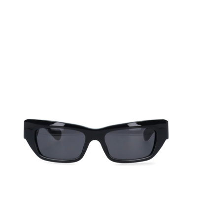 Shop Gucci Logo Rectangular Sunglasses In Black