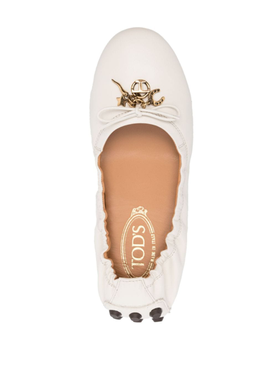 Shop Tod's Gommino Ballerina Shoes In White