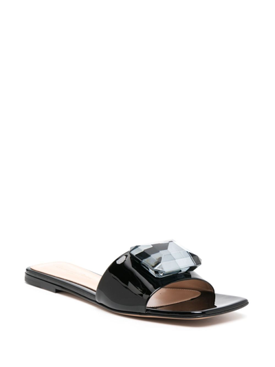 Gianvito Rossi Jaipur Leather Flat Sandals In Black