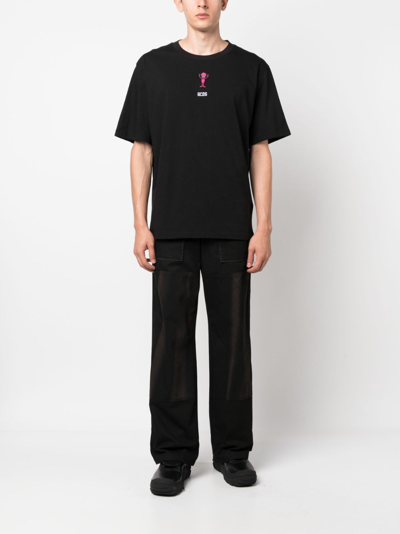 Shop Gcds Wirdo Win Logo-print Cotton T-shirt In Black