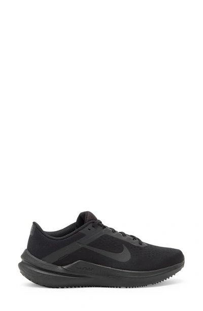 Nike Air Winflo 9 Sneakers In Triple Black In Black/ Black/ Anthracite