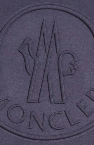 Shop Moncler Kids' Logo Embossed Cotton T-shirt In Blue Navy