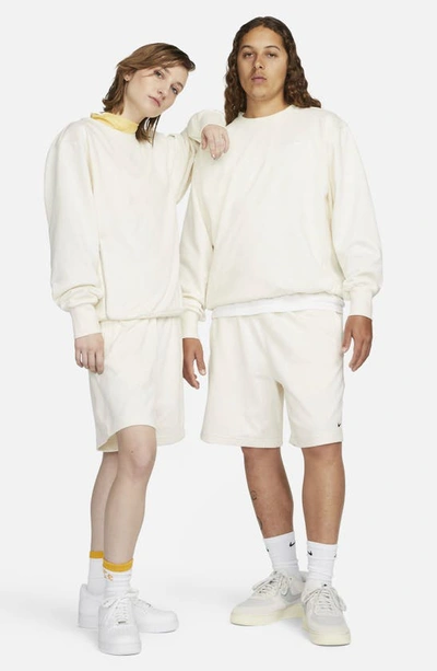 Shop Nike Dri-fit Standard Issue Crewneck Sweatshirt In Phantom/ Heather/ Pale Ivory