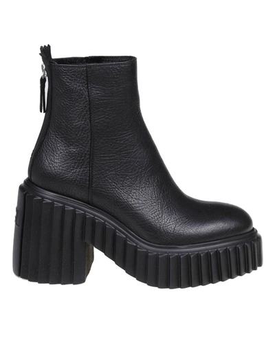 Shop Agl Attilio Giusti Leombruni Agl Leather Ankle Boot In Black