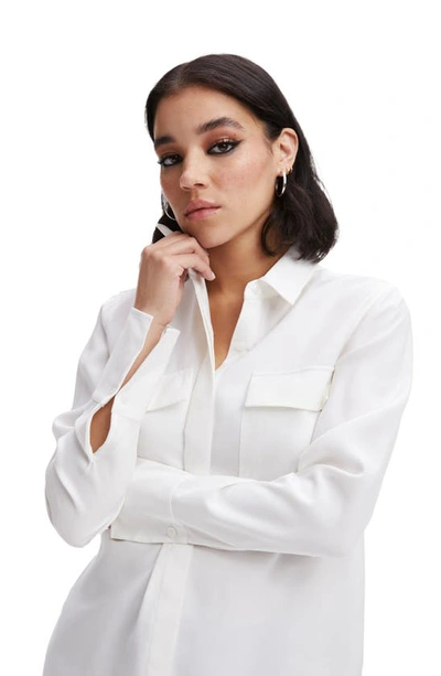 Shop Good American Flap Pocket Button-up Shirt In Ivory001