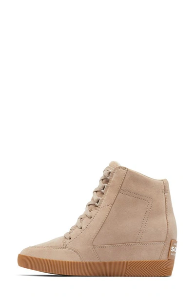 Sorel Out N About Wedge Ii Shoe In Omega Taupe/ Gum 2