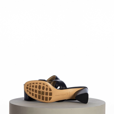 Pre-owned Bottega Veneta 840$ 'the Band' Strap Mule Sandal, Black Leather, Padded