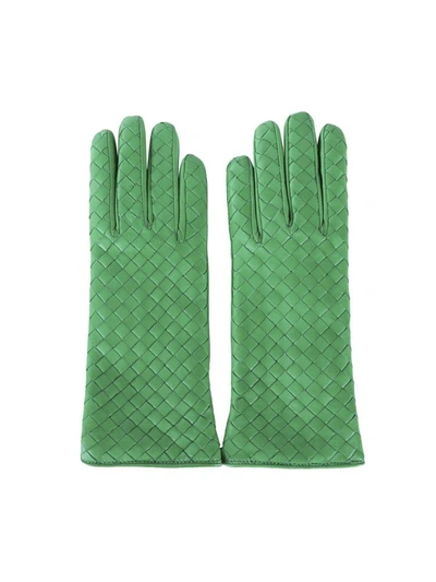 Shop Bottega Veneta Intreccio Gloves In Parakeet
