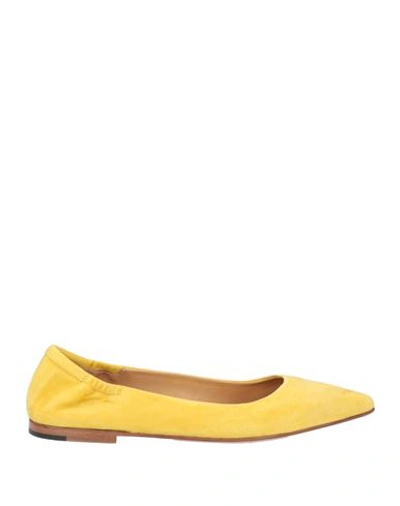 Shop Pomme D'or Woman Ballet Flats Yellow Size 5 Soft Leather