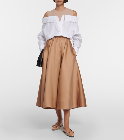Ferragamo Vara Bow Patent Leather Ballet Flats In Beige