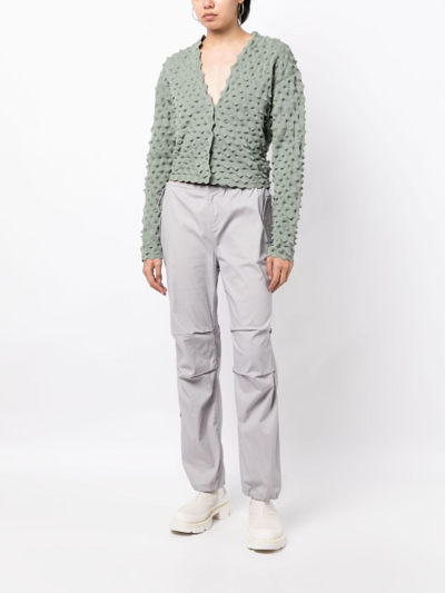 Jnby V-neck Cropped Cardigan In Grün