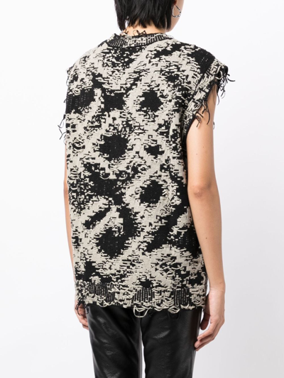 Shop Jnby Patterned-intarsia Frayed Top In Schwarz