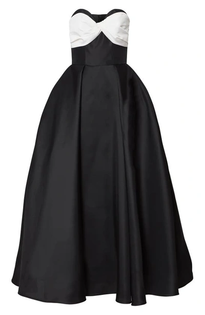 Shop Carolina Herrera Sweetheart Neck Strapless Silk Faille Ballgown In Black/ White