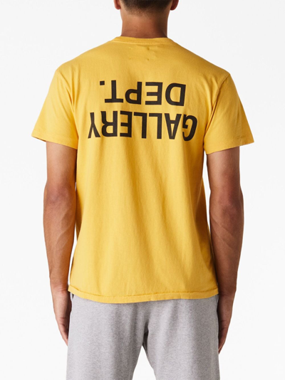 Shop Gallery Dept. Logo-print Cotton T-shirt In Yellow