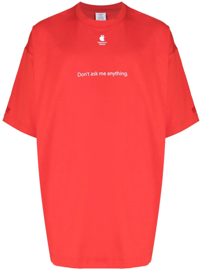 Shop Vetements Logo-print Cotton T-shirt In Red