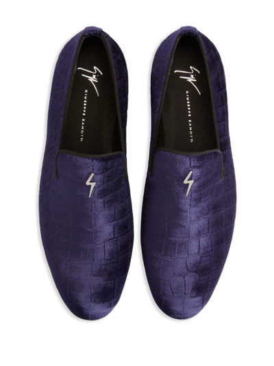 Shop Giuseppe Zanotti G-flash Crocodile-effect Loafers In Blau