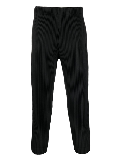 Shop Issey Miyake Mc July Tapered Trousers In Schwarz