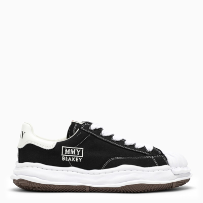 Shop Miharayasuhiro Maison Mihara Yasuhiro | Black Canvas Blakey Low-top Sneakers