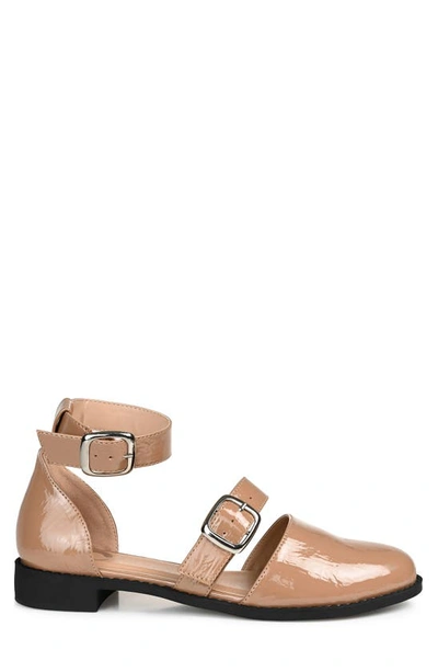 Journee Collection Constance Buckle Strap Flat In Mocha