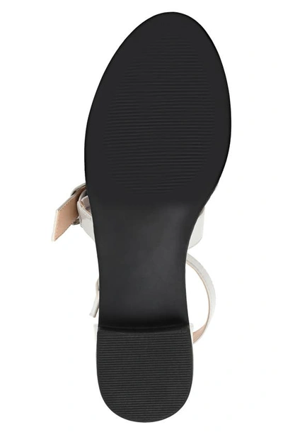 Journee Collection Collection Women's Constance Wide Width Flat In Grey
