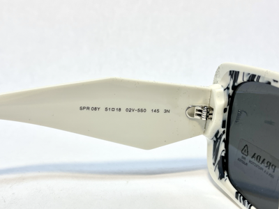 PRADA Pre-owned Symbole White Abstract Faceted Triangle Pr08ys 08y Fashion Sunglasses In Gray
