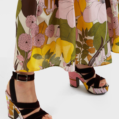 La Doublej Medal Wedge In Big Flower Rose