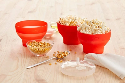 Lekue Mini Microwave Popcorn Maker, Set Of 2 In Red
