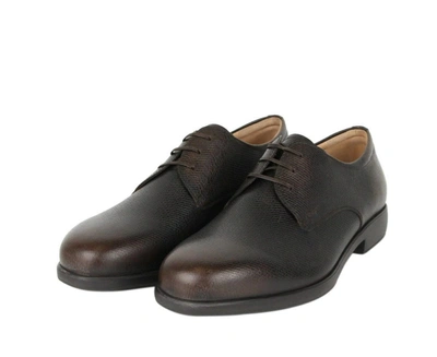 Shop Ferragamo Men's Pebble Leather Oxford Shoes In Brown