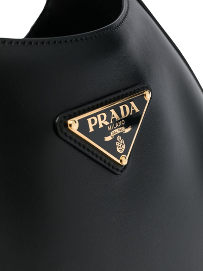 Prada Triangle-logo Leather Shoulder Bag In Schwarz