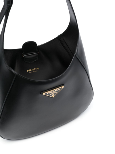 Prada Triangle-logo Leather Shoulder Bag In Schwarz