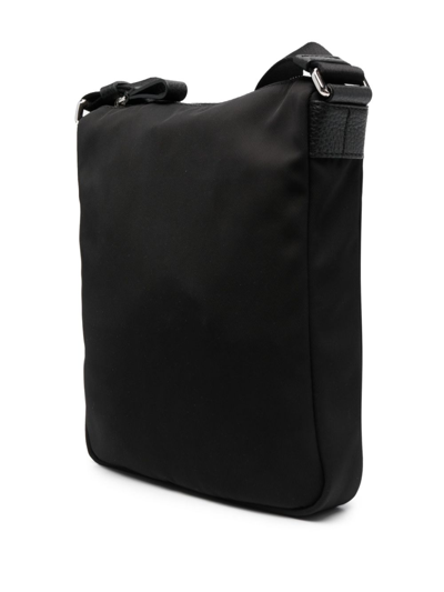 Giorgio Armani Logo-debossed Zip-fastening Shoulder Bag In Schwarz