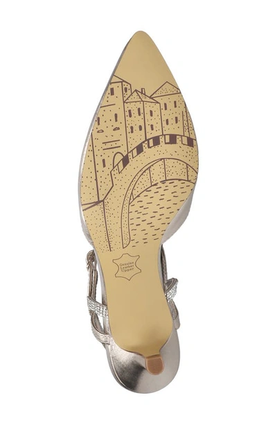Bella Vita Katriana Pointed Toe Pump In Champagne Leather