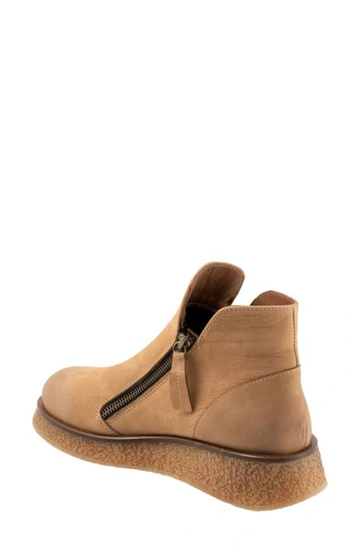 Bueno Phoenix Zip Bootie In Desert Nubuck