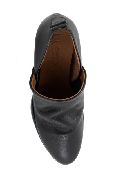 Bueno Kesia Block Heel Pump In Black