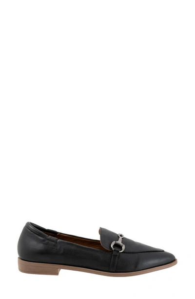 Shop Bueno Bowie Pointed Toe Bit Loafer In Black