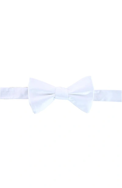 Shop Trafalgar Sutton Pre-tied Silk Bow Tie In White